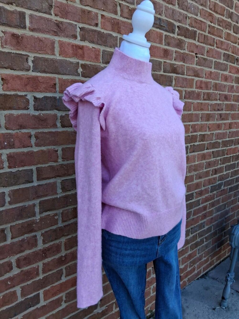 LOFT Ann Taylor Size Small Pink Lavender Sweater Ruffle Sleeve Girly Sweater Top